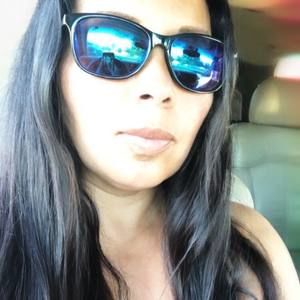 Meet your Posher, Carla